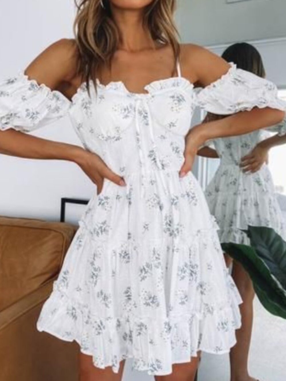 D66. White‎ Floral Off-the-Shoulder Tiered Mini Dress